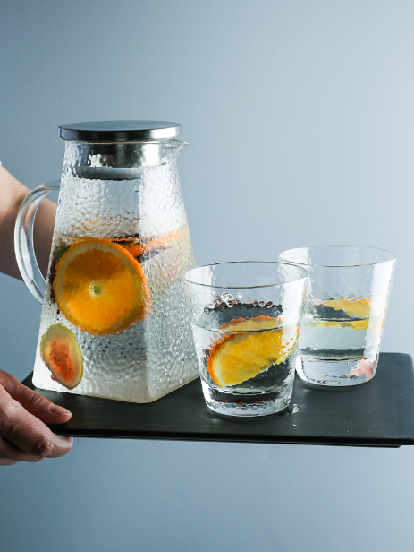 Hammer glass cold kettle thickened heat - resistant explosion - proof cold water juice pot capacity of one pot two cups bubble teapot